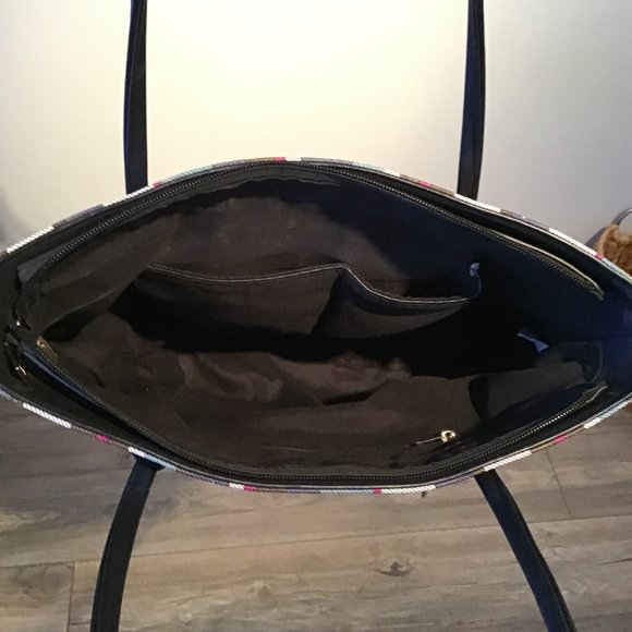 Darling's Striped Polyurethane Tote Bag - Picture 6 of 9